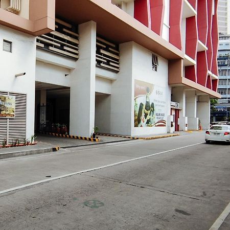 เรดดอร์ซ พลัส แอท ซิลค์ เรสซิเดนซ์ ซานตาเมซา Hotel มะนิลา ภายนอก รูปภาพ