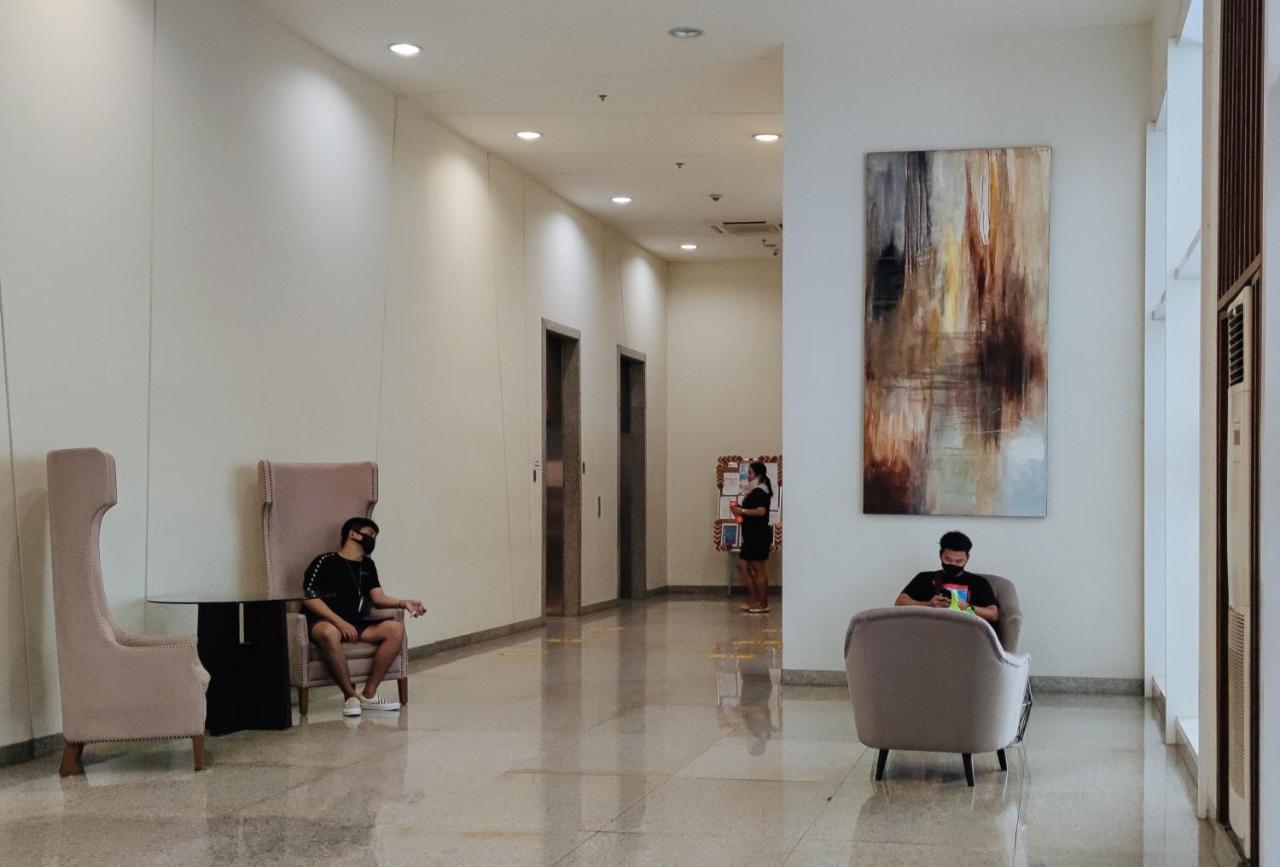 เรดดอร์ซ พลัส แอท ซิลค์ เรสซิเดนซ์ ซานตาเมซา Hotel มะนิลา ภายนอก รูปภาพ