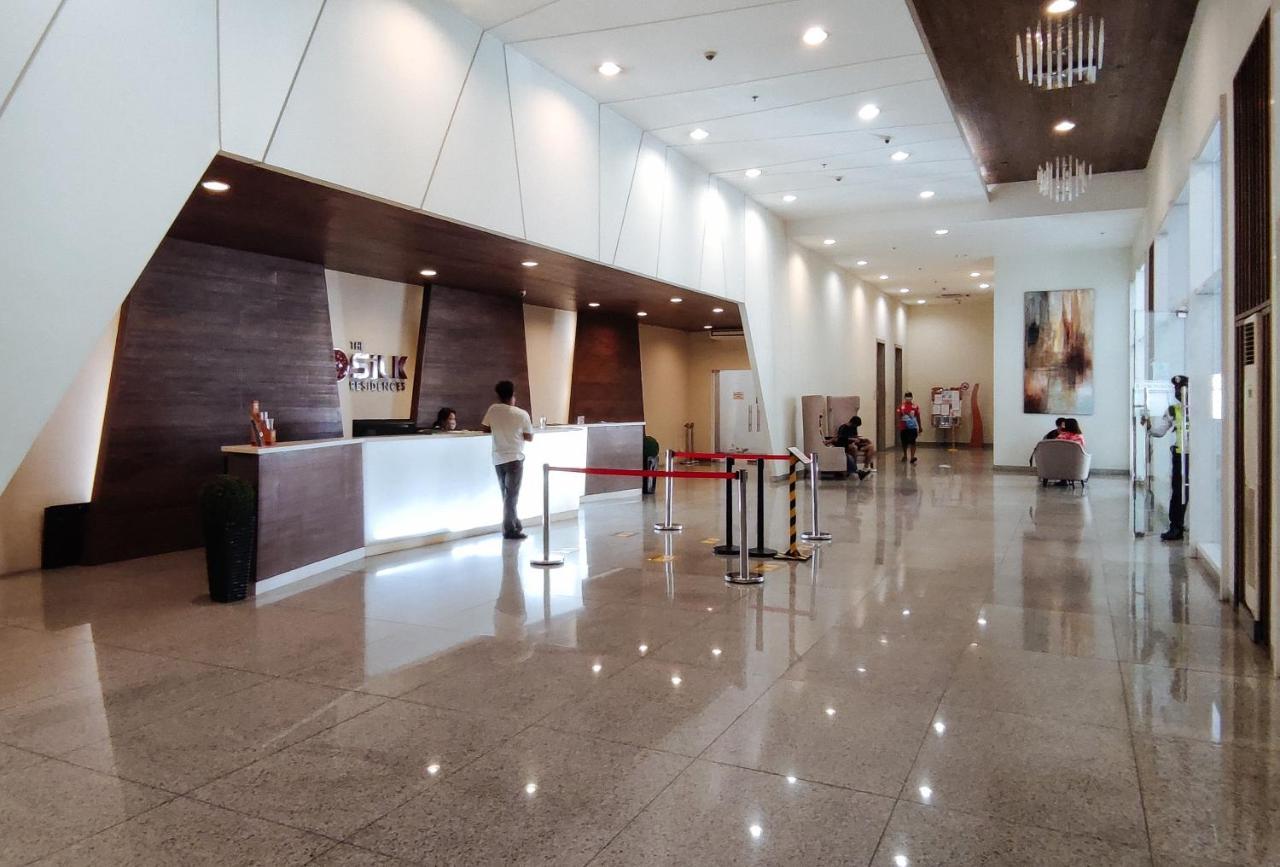 เรดดอร์ซ พลัส แอท ซิลค์ เรสซิเดนซ์ ซานตาเมซา Hotel มะนิลา ภายนอก รูปภาพ