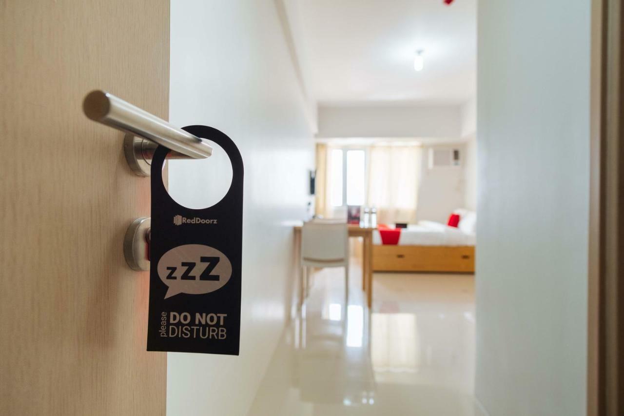 เรดดอร์ซ พลัส แอท ซิลค์ เรสซิเดนซ์ ซานตาเมซา Hotel มะนิลา ภายนอก รูปภาพ